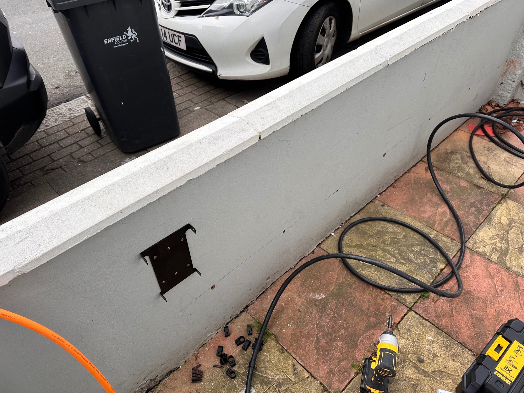 7kW home EV charger installation on a driveway in Enfield, North London — photo 3